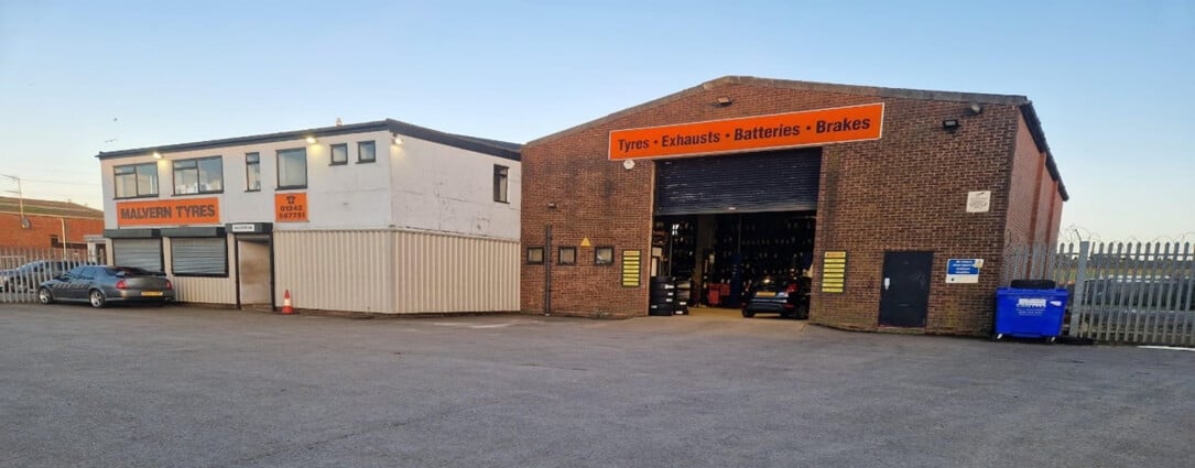 Image of the Malvern Tyres,  Cheltenham centre