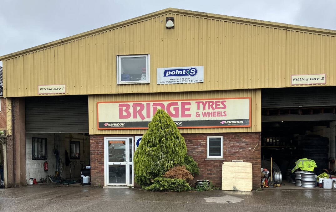 Image of the Bridge Tyres,  Wellington centre
